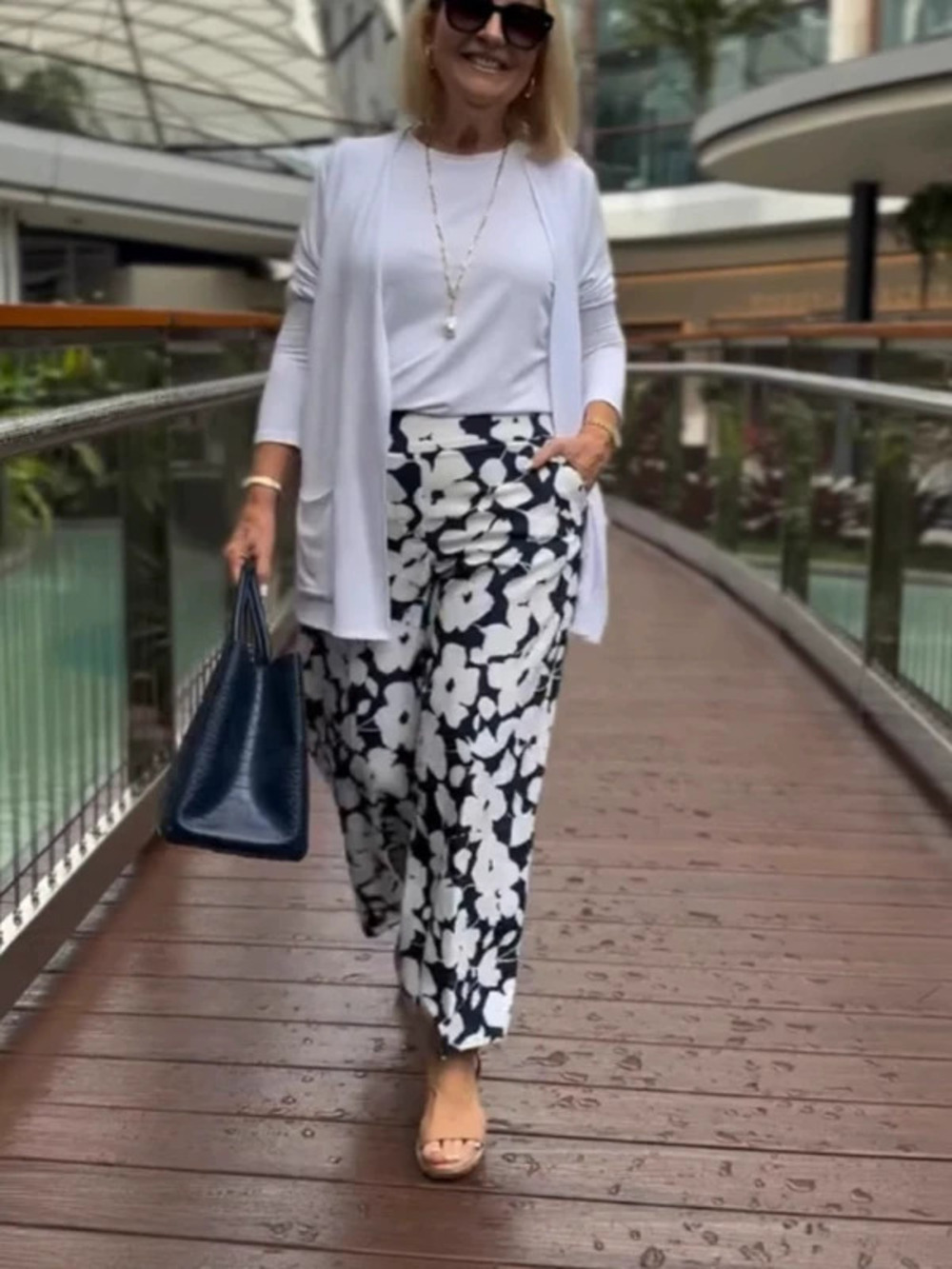 ZARA Fashion Women Mid Rise Floral Flared Pants Casual Commuter Versatile